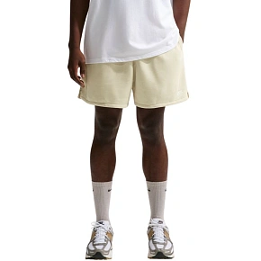 Pánské kraťasy Nike Club krémové FN3520 229 Pánské kraťasy Nike Club krémové FN3520 229