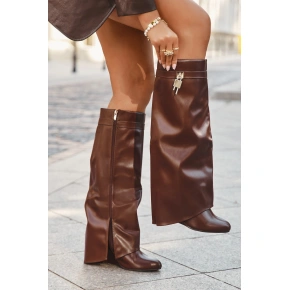 Dámské kozačky na platformě s páskem a stříbrným detailem 033 Hnědé - Korivelle