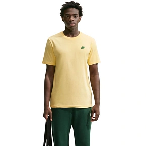 Pánské tričko Nike Club Tee, žluté, AR4997 723