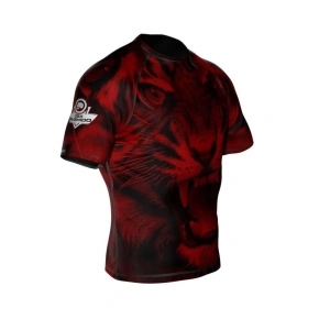 Kompresní tričko "Leone" Rashguard je vyrobeno z materiálu DBX MORE DRY M