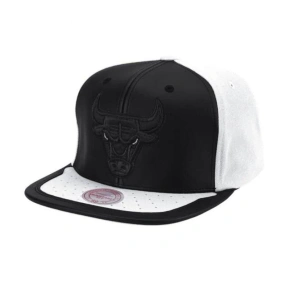 Mitchell & Ness NBA Chicago Bulls Day One Snapback Bulls Kšiltovka 6HSSMM19224-CBUWHBK