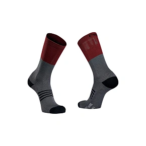 Cyklistické ponožky NORTHWAVE EXTREME PRO HIGH SOCK