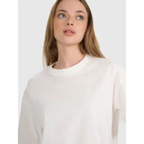 Dámské tričko oversize s potiskem 4F 4FRSS25TTSHF2692-11S Dámské tričko oversize s potiskem 4F 4FRSS25TTSHF2692-11S