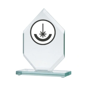 Gravírovaná skleněná trofej