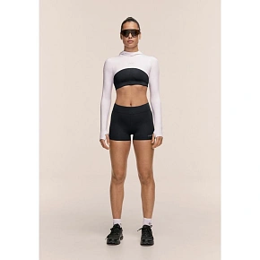 Dámské tréninkové legíny CASALL Performance Running Hot Pants, černé Dámské tréninkové legíny CASALL Performance Running Hot Pants, černé