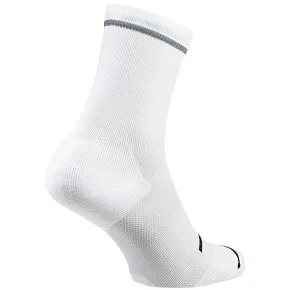 Skarpetki Odlo Socks micro crew CERAMICOOL REFLECTIVE białe Skarpetki Odlo Socks micro crew CERAMICOOL REFLECTIVE białe