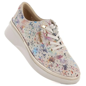 Dámské kožené polobotky na podpatku béžové barvy Vinceza 79603