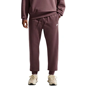 Pánské kalhoty Nike Club hnědé FN3801 502 Pánské kalhoty Nike Club hnědé FN3801 502