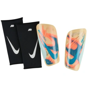 Nike Mercurial Lite Kylian Mbappe chrániče holení IM4970-838 Nike Mercurial Lite Kylian Mbappe chrániče holení IM4970-838
